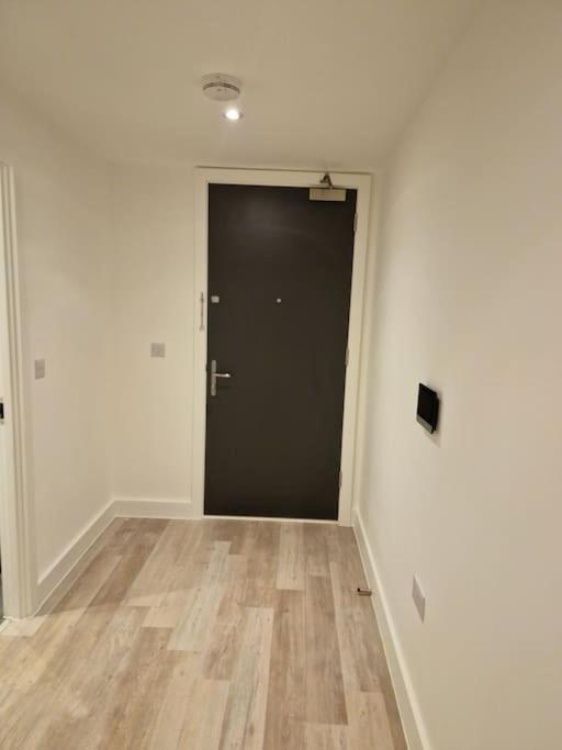 Modern-New Build Apartment In Birmingam Exterior foto